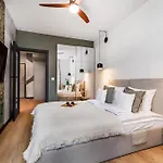 Center - Walowa I Popieluszki By Apartmore