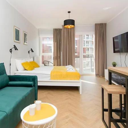 Center - Walowa I Popieluszki By Apartmore * غدانسك