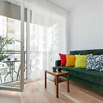 Center - Walowa I Popieluszki By Apartmore 公寓 *