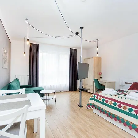 Center - Walowa I Popieluszki By Apartmore Gdaňsk