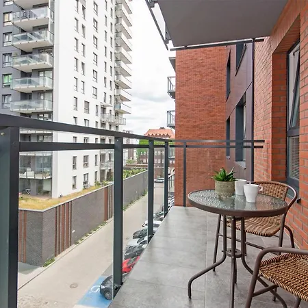 Center - Walowa I Popieluszki By Apartmore Гданьск