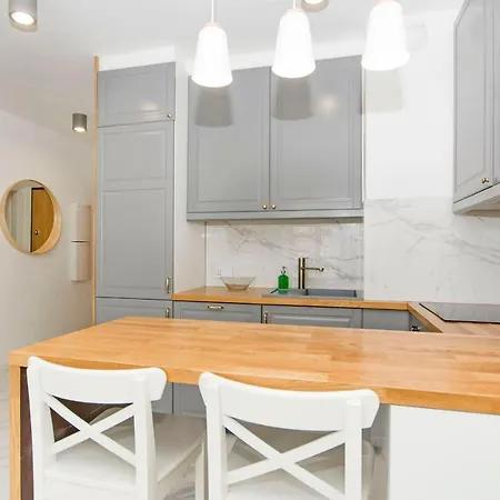 Center - Walowa I Popieluszki By Apartmore Gdansk