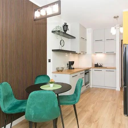 Center - Walowa I Popieluszki By Apartmore Gdansk