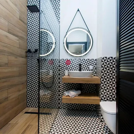 Center - Walowa I Popieluszki By Apartmore Апартаменты *
