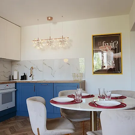 Lägenhet Center - Walowa I Popieluszki By Apartmore Gdańsk