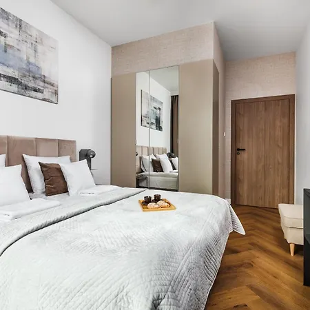 Apartmán Center - Walowa I Popieluszki By Apartmore Gdaňsk
