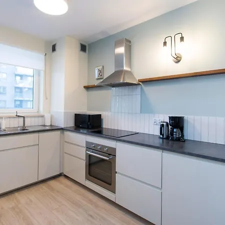 Center - Walowa I Popieluszki By Apartmore غدانسك