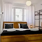 Center - Walowa I Popieluszki By Apartmore Danzica